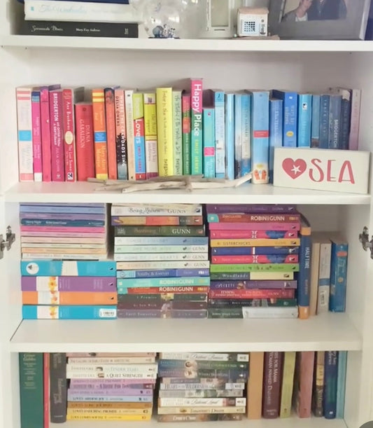 Decorating a coastal book area for all your beach reads