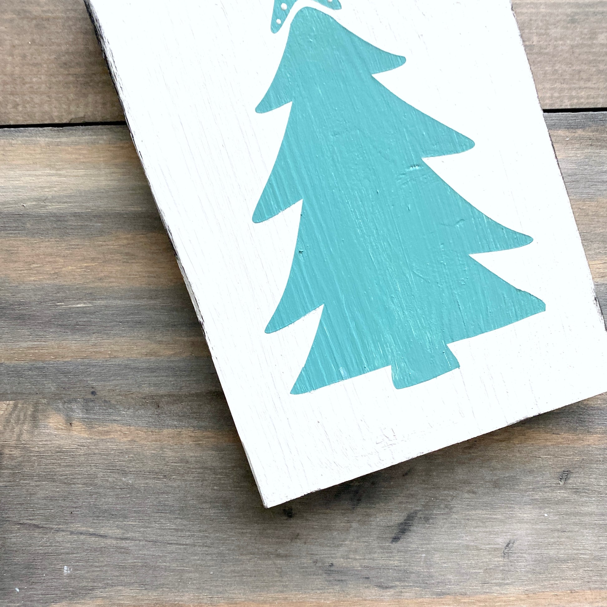 Coastal Christmas Decor, Anchored Soul Designs Starfish Christmas Tree wood sign white background with aqua design, beach house holiday decor coastal design