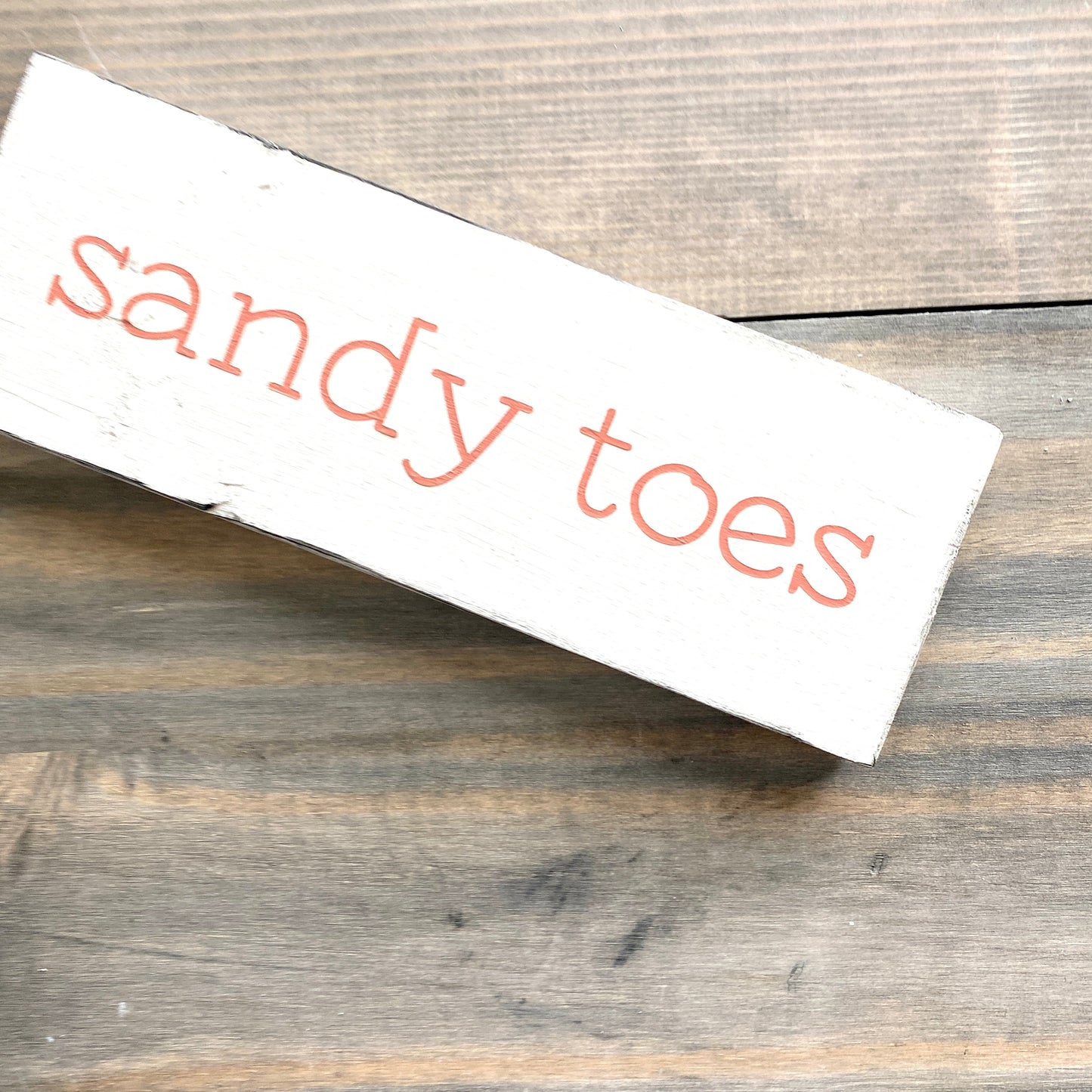 Sandy Toes Sign